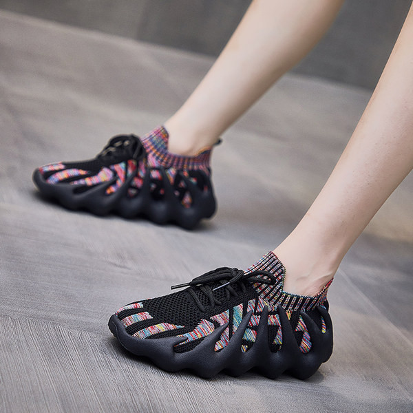 Ženske čarape u tri boje sa vezicama