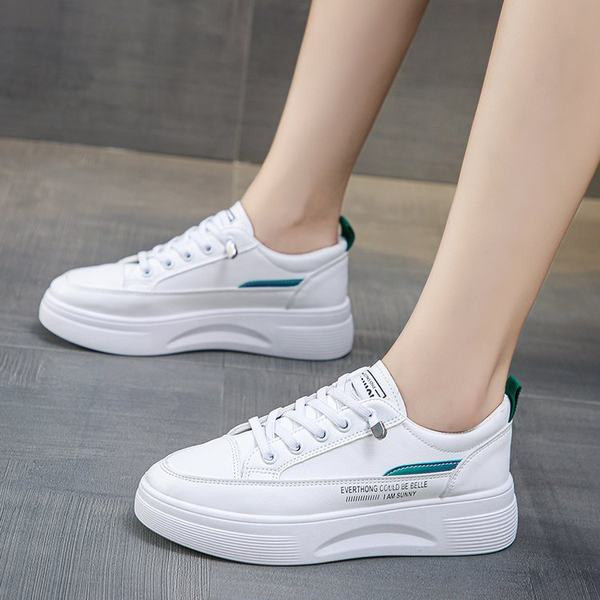 Ženske tenisice bijele boje sa ravnim đonom