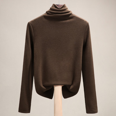 Polo de damă cu mâneci lungi și guler înalt