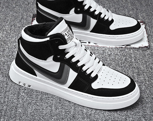 Prozračne muške tenisice od eko brušene kože - ravni potplat