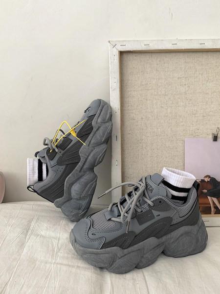 Ženske tenisice s visokim đonom i vezicama - tri boje