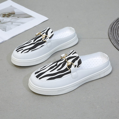 Ženske casual cipele sa metalnim ukrasom - dvije boje