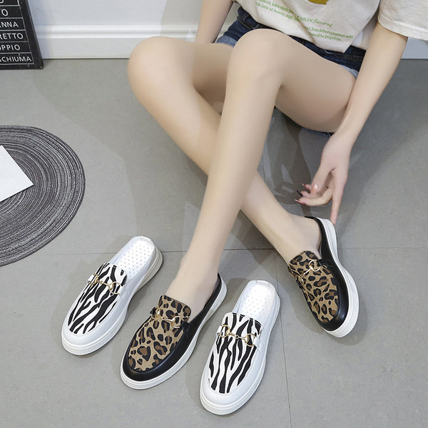 Ženske casual cipele sa metalnim ukrasom - dvije boje