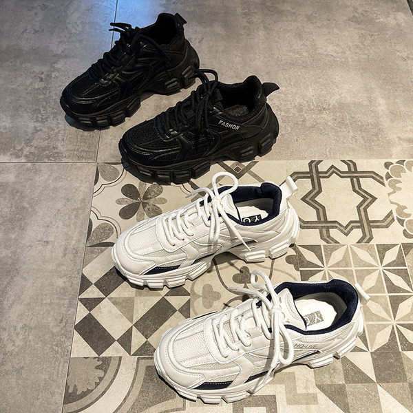 Ženske tenisice s debelim đonom zaobljeni model