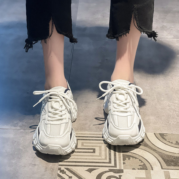 Ženske tenisice s debelim đonom zaobljeni model