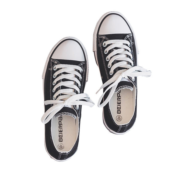 Ženske tekstilne patike sa grbom - dva modela