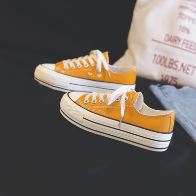 Ležerne ženske tekstilne tenisice s ravnim potplatom