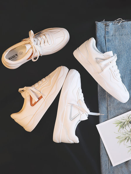 Novi model ženskih tenisica sa ravnim đonom - eko koža