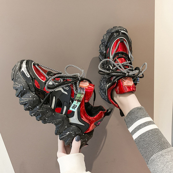 Ženske tenisice od eko kože sa vezicama i debelim đonom