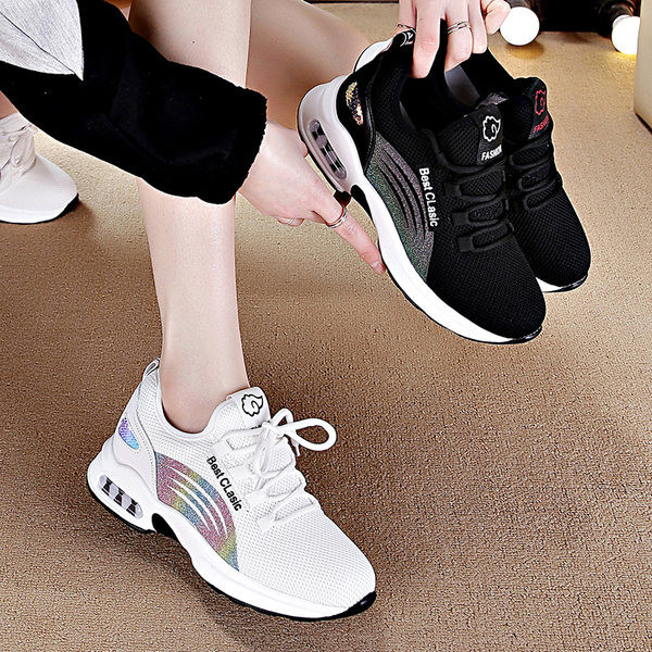 Ženske tenisice s vezicama i uzorkom u boji