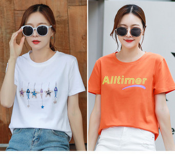 Σετ δύο γυναικεία μπλουζάκια με κοντά μανίκια - διαφορετικές εφαρμογές