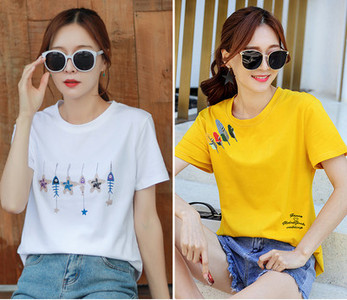 Σετ δύο γυναικεία μπλουζάκια με κοντά μανίκια - διαφορετικές εφαρμογές