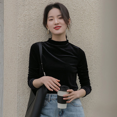 Naiste madala kraega sametpluus