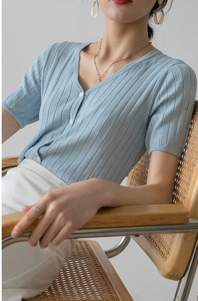 Naiste vabaaja nööpidega pluus