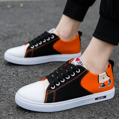 Aplikatsiooniga lõuendist meeste tossud