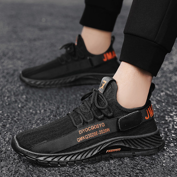 Ležerne muške tekstilne tenisice u tri boje