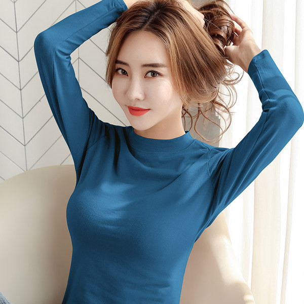 Stingrs rudens-ziemas polo sievietēm - divi modeļi