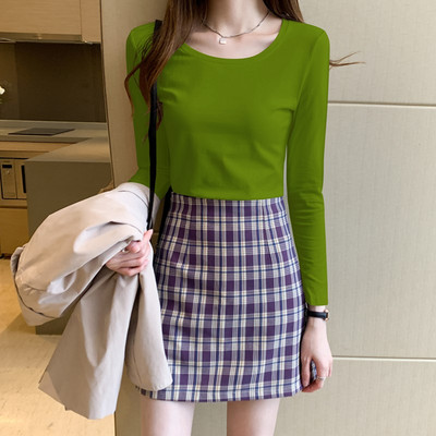 Ženska jednobojna bluza dugih rukava dva modela sa ovalnim i V izrezom