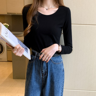 Ženska jednobojna bluza dugih rukava dva modela sa ovalnim i V izrezom