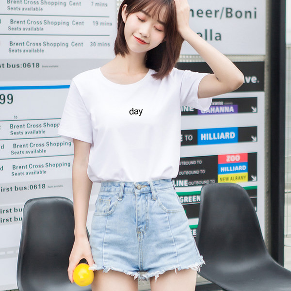 Ženska casual majica s raznim natpisima