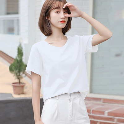 Tricou lat din bumbac cu o inscripție - diverse aplicații