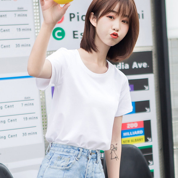 Ühevärviline lühikeste varrukatega naiste T-särk