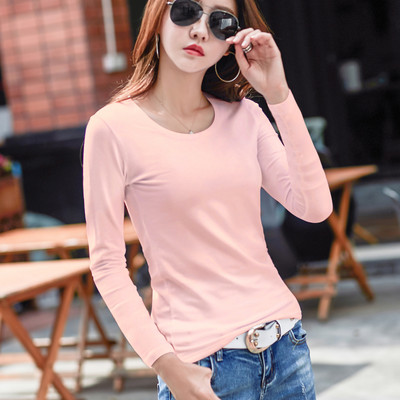 Bluză de damă simplă cu mâneci lungi și decolteu O