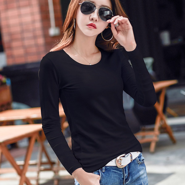 Bluză de damă simplă cu mâneci lungi și decolteu O