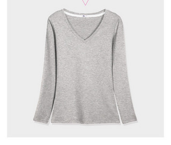 Μοντέλο γυναικεία μπλούζα με μακριά μανίκια