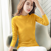 Ležerna čista bluza s niskom kragnom