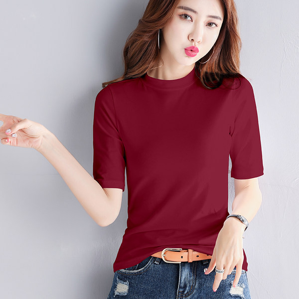 Naiste vabaaja pluus 3/4 varrukatega ja madala kraega