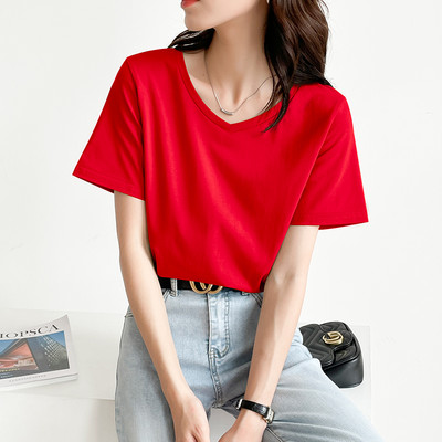 Ženska majica s kratkim rukavima i špic izrezom