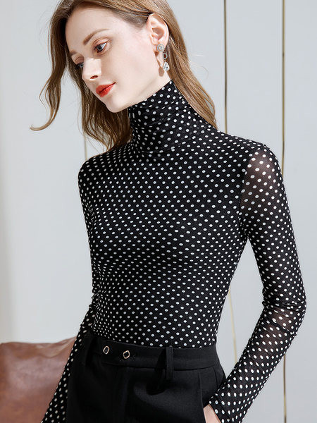 Bluză de damă cu guler polo - modele diferite