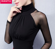 Võrkvarrukate ja kõrge kraega naiste pluus