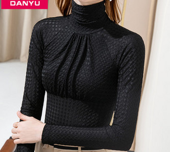 Ženska polo majica s visokim ovratnikom i dugim rukavima