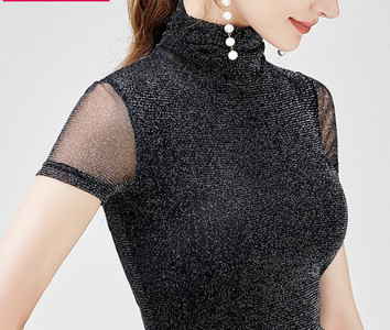 Ženska bluza kratkih rukava i visoke kragne