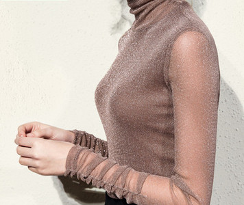 Bluză de damă cu particule strălucitoare - guler înalt