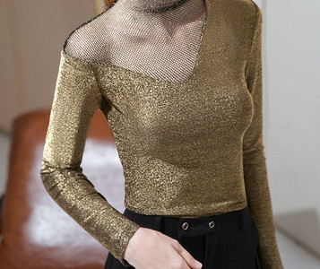 Ženska bluza sa sjajnim česticama i mrežicom