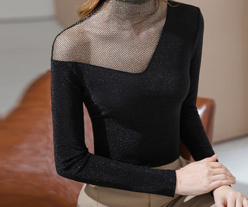 Ženska bluza sa sjajnim česticama i mrežicom