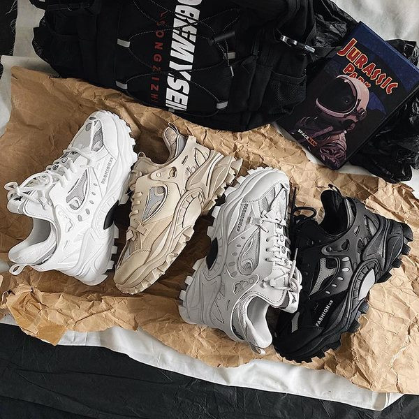 Adidași moderni pentru bărbați cu talpă aspră - în patru culori