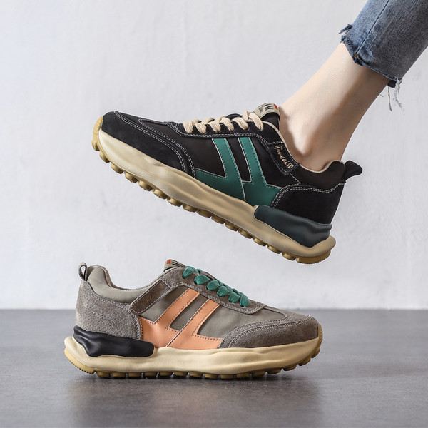 Tenisi dama din piele intoarsa eco cu talpa plata, model uni