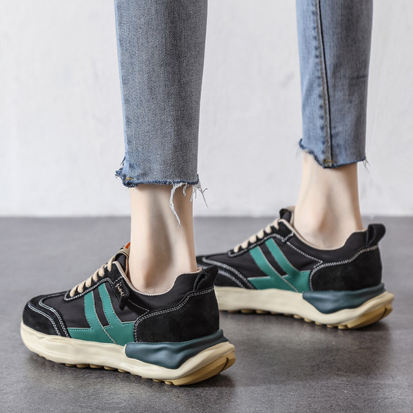 Tenisi dama din piele intoarsa eco cu talpa plata, model uni