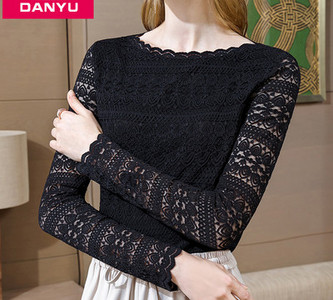 Ženska pripijena bluza s čipkom