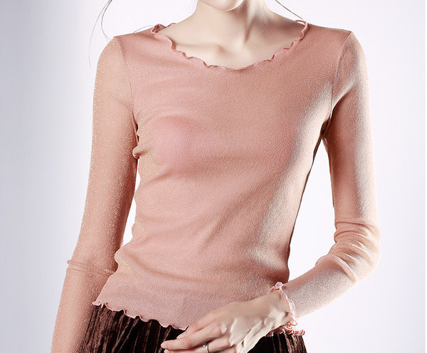 Ženska bluza s okruglim izrezom i sjajnim efektom