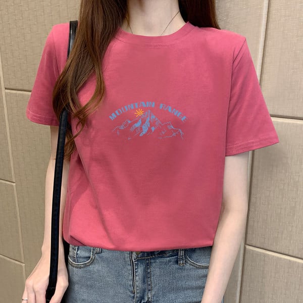 Široka pamučna majica s aplikacijom u boji