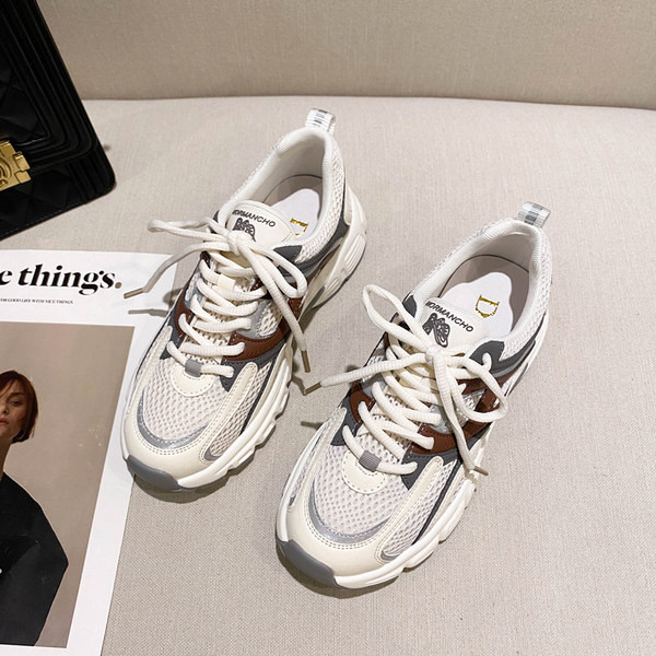 Aktualne ženske tenisice na vezice i mrežicu