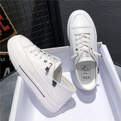 Ženske tenisice s vezicama u bijeloj i crnoj boji