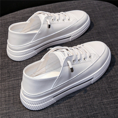 Γυναικεία casual sneakers με κορδόνια - τρία χρώματα