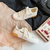 Adidasi de dama cu talpa plate si sireturi - culoare alba