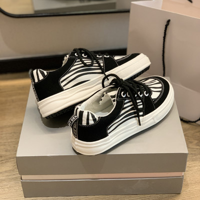 Tenisi casual dama in doua modele cu talpa plata